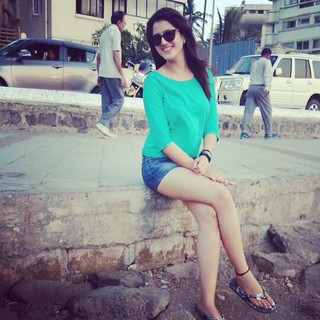 Isha Rikhi feet photo 16