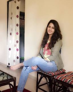 Isha Rikhi feet photo 14