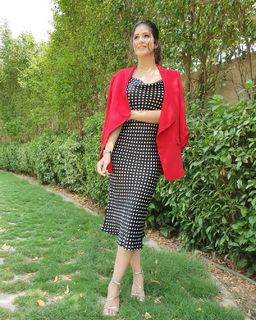 Isha Rikhi feet photo 17