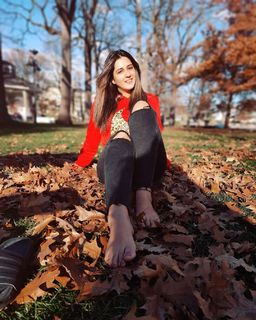 Isha Rikhi feet photo 7