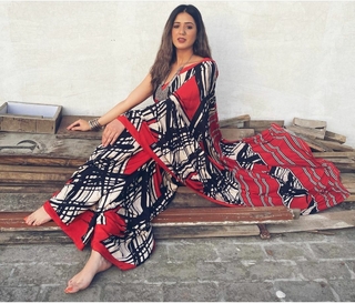 Isha Rikhi feet photo 1
