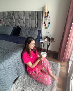 Isha Rikhi feet photo 8