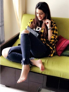 Isha Rikhi feet photo 19