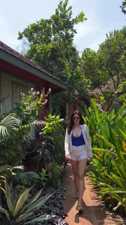 Isha Rikhi feet photo 12