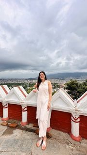 Isha Rikhi feet photo 2