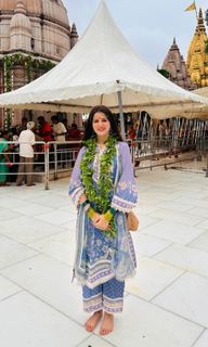 Isha Rikhi feet photo 15