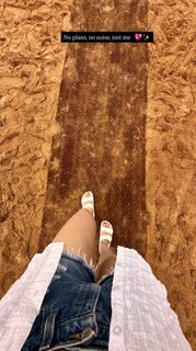 Isha Rikhi feet photo 14