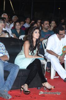 Isha Talwar feet photo thumbnail