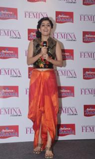 Isha Talwar feet photo thumbnail