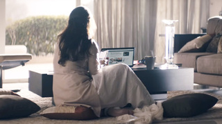 Isha Talwar feet photo thumbnail