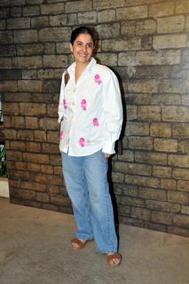 Isha Talwar feet photo thumbnail