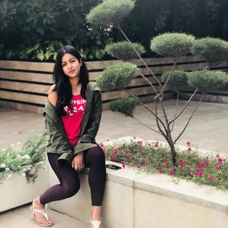 Ishita Dutta feet photo 8