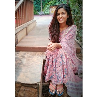 Ishita Dutta feet photo 6