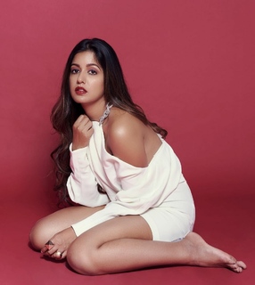 Ishita Dutta feet photo 4