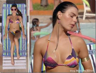 Isis Valverde feet photo thumbnail