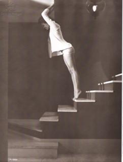 Isis Valverde feet photo thumbnail