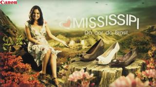 Isis Valverde feet photo thumbnail