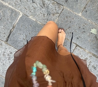 Isis Valverde feet photo thumbnail