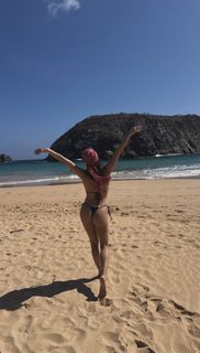 Isis Valverde feet photo 11