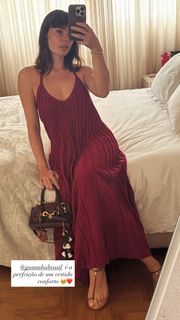 Isis Valverde feet photo 10