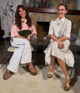 Isis Valverde feet photo 10