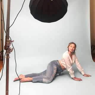 Iskra Lawrence feet photo thumbnail