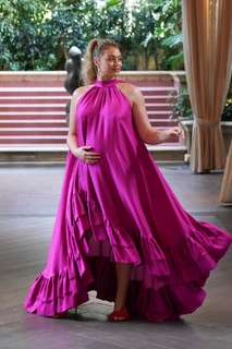Iskra Lawrence feet photo thumbnail