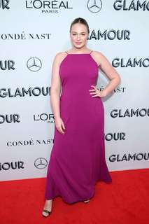 Iskra Lawrence feet photo thumbnail