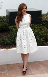 Isla Fisher feet photo thumbnail