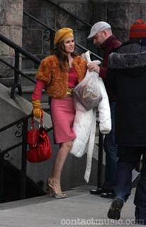 Isla Fisher feet photo thumbnail