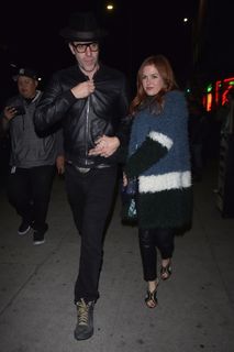 Isla Fisher feet photo thumbnail