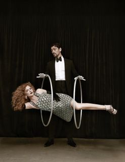 Isla Fisher feet photo thumbnail