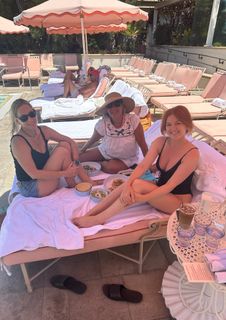 Isla Fisher feet photo 7