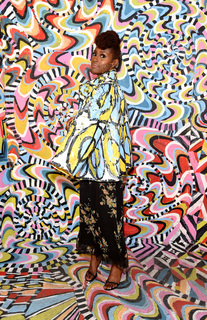 Issa Rae feet photo thumbnail