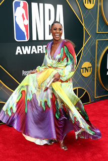 Issa Rae feet photo thumbnail
