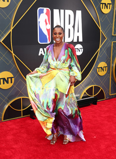 Issa Rae feet photo thumbnail