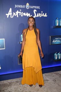 Issa Rae feet photo thumbnail