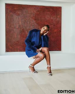 Issa Rae feet photo thumbnail