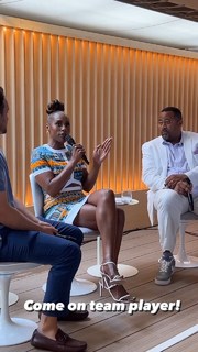 Issa Rae feet photo thumbnail