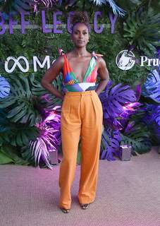 Issa Rae feet photo thumbnail