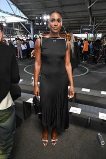 Issa Rae feet photo thumbnail