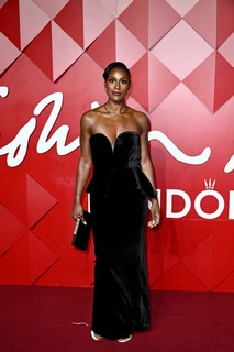 Issa Rae feet photo thumbnail