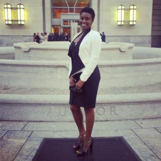 Issa Rae feet photo thumbnail
