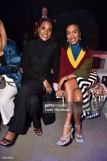 Issa Rae feet photo thumbnail