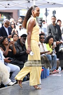 Issa Rae feet photo 5