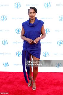 Issa Rae feet photo 3
