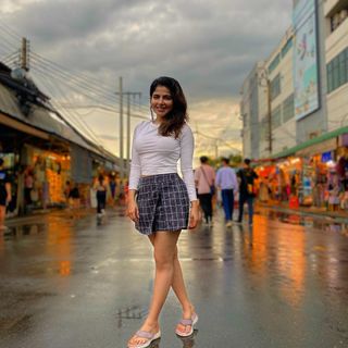 Iswarya Menon feet photo 8