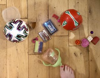 Isy Suttie feet photo 10
