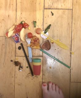 Isy Suttie feet photo 8