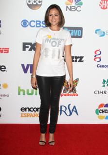 Italia Ricci feet photo thumbnail